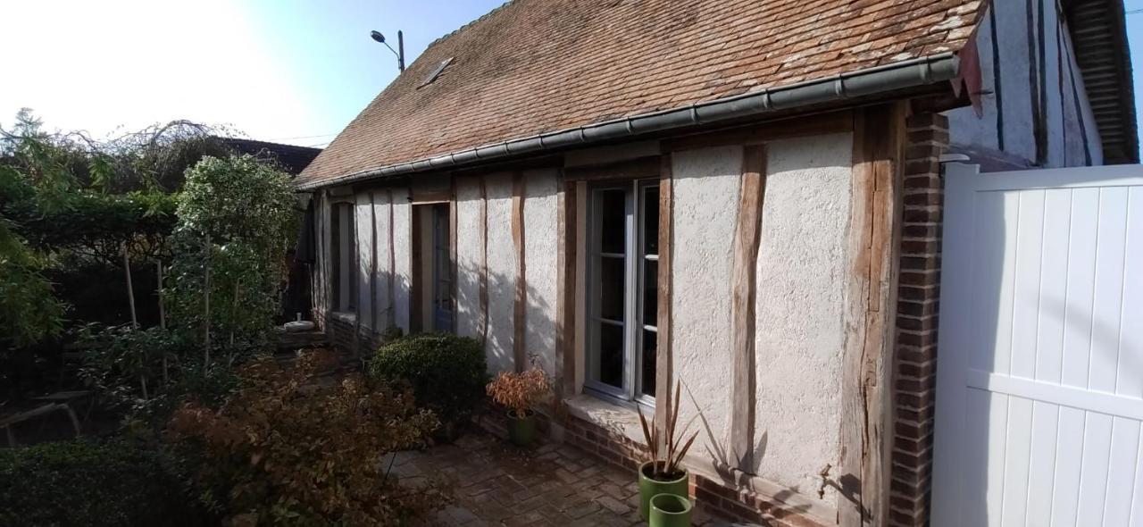 La Rainette Villa Corny ภายนอก รูปภาพ